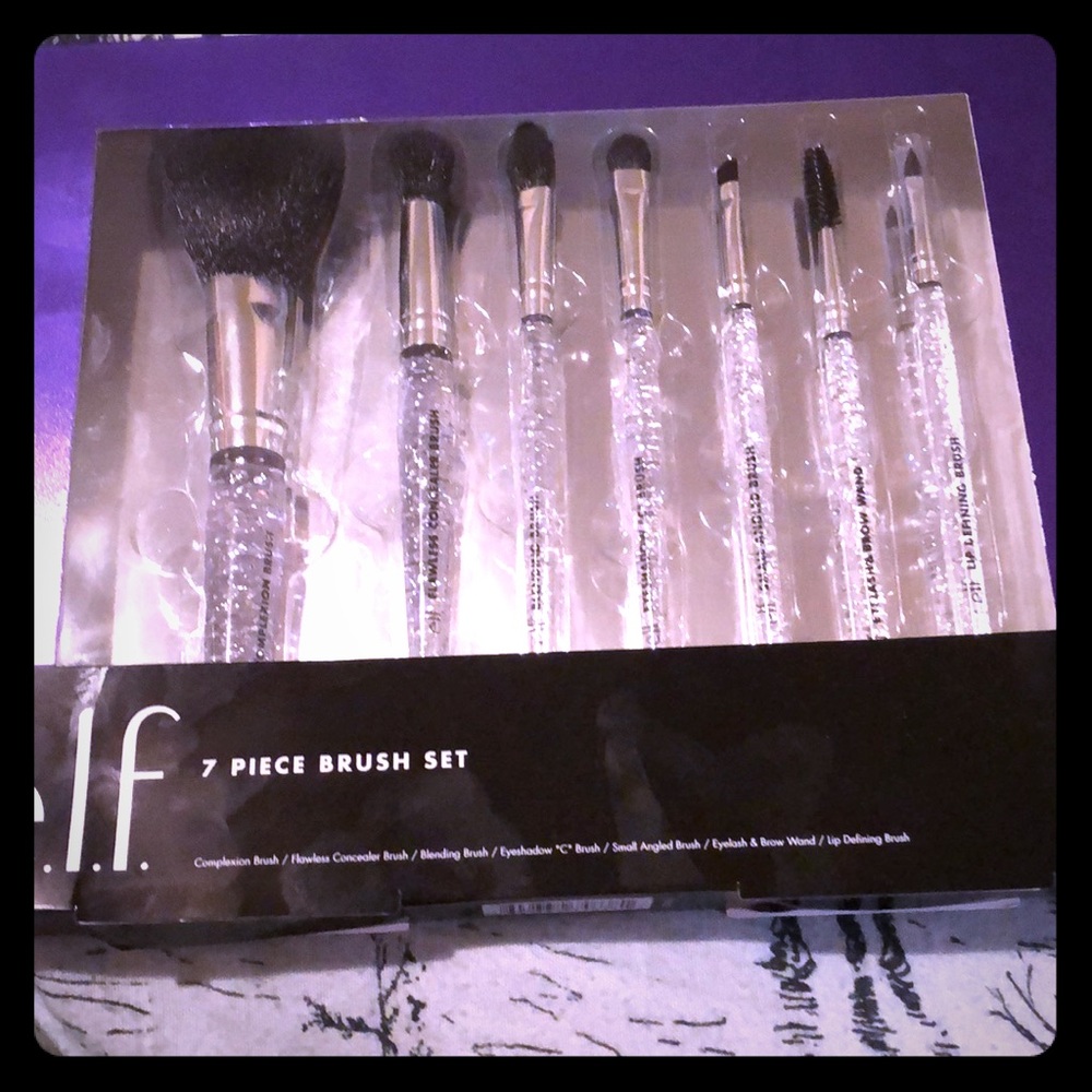 BRAND NEW ELF MAKEUP BRUSHES 💁‍♀️❤️❤️😍